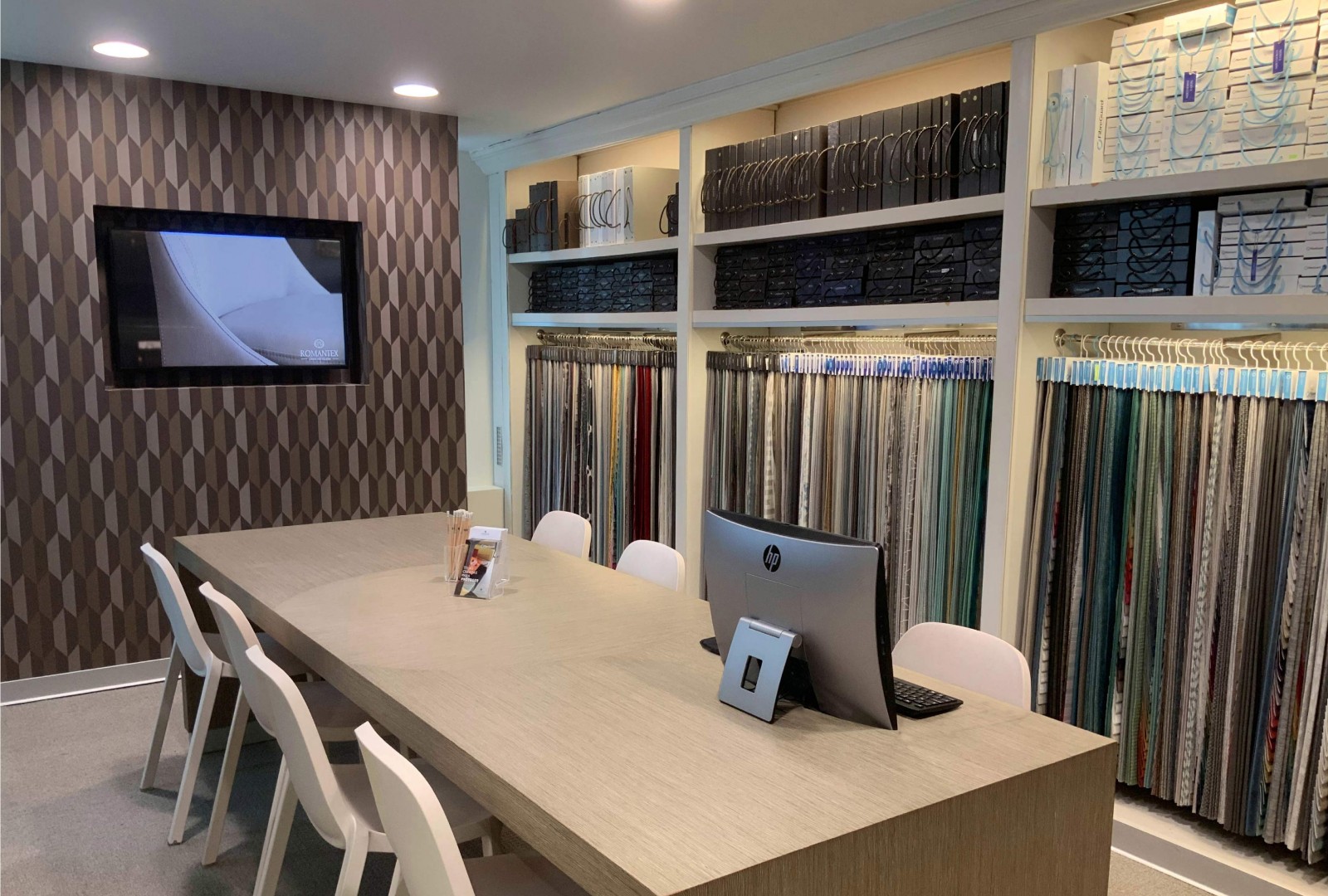 Contamos con un amplio Showroom