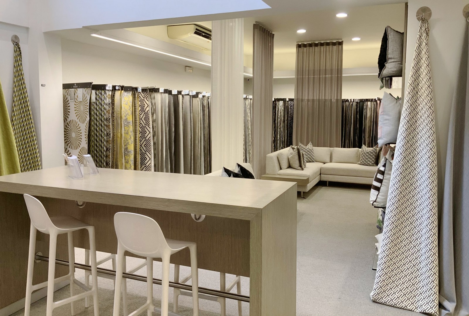 Contamos con un amplio Showroom